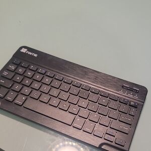 Fintie Black Wireless Keyboard